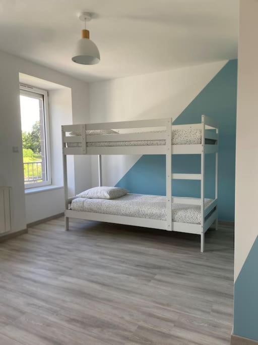 A L'ancienne Ecole Apartment Saint-Ours (Puy-de-Dome)